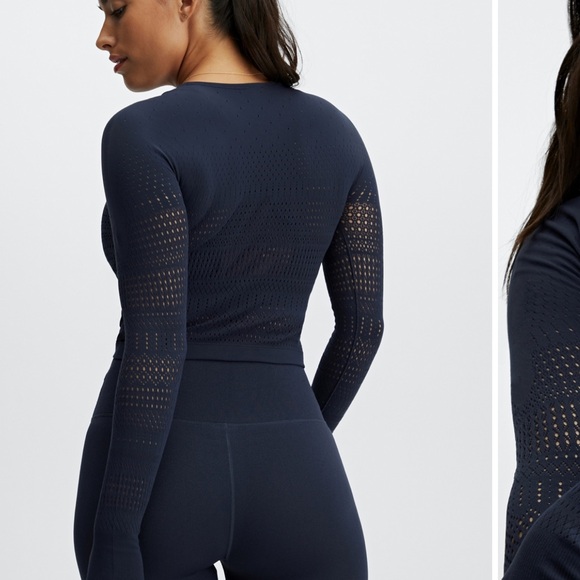 Fabletics SculptKnit Top - Picture 3 of 5